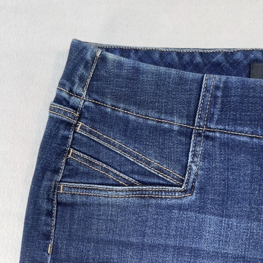 Liverpool Jeans Skirt 6 , 28 Cat Eye Pull On Dark Wash Denim raw hem NEW - Picture 2 of 16